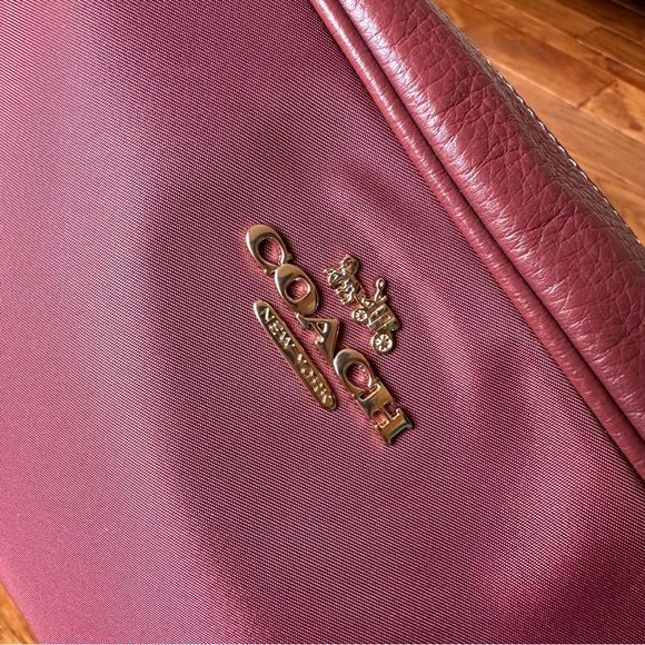 Coach Ellis Cosmetic Case Leather/Nylon Twill In Wine/Gold Color - Picture 4 of 9